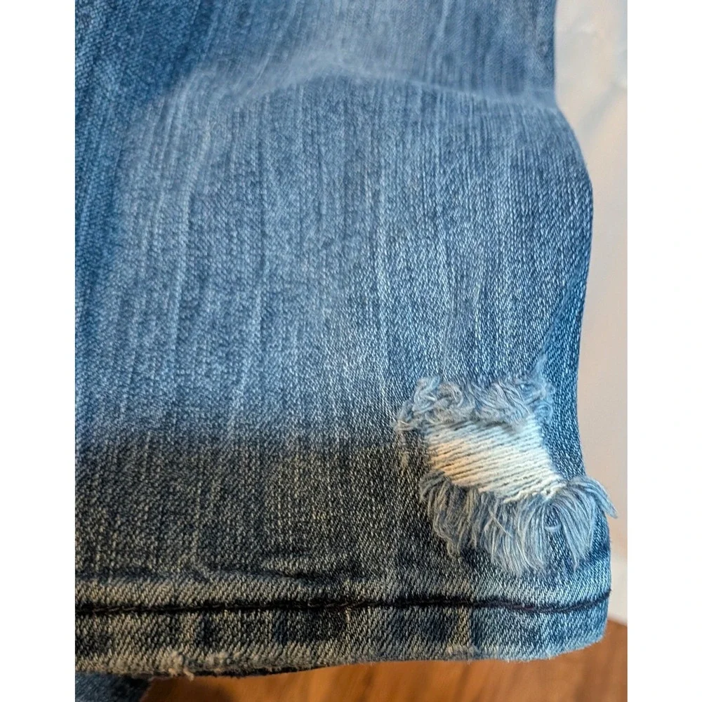 True Religion Men 35/33 Section Slim Fit Jeans Straight Leg‎ Med Blue Distressed